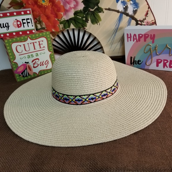 Accessories - NWT Ikat / Tribal Print Sunhat